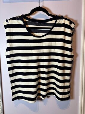 Sleeveless Striped Sleeveless Tee with Grommet Detail in Black and Cream Size XL